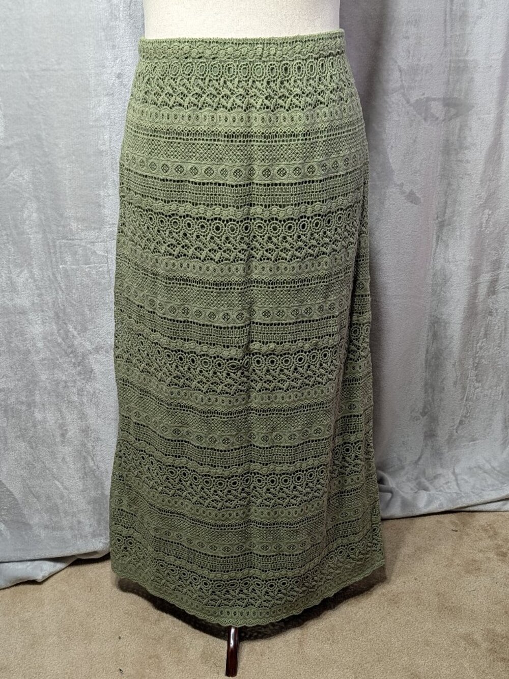 Sahalie (XL) Sage Green Crochet Skirt